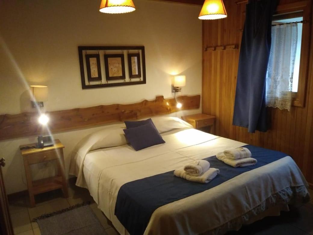 Apart Hotel Del Pellin San Martín de los Andes Eksteriør billede