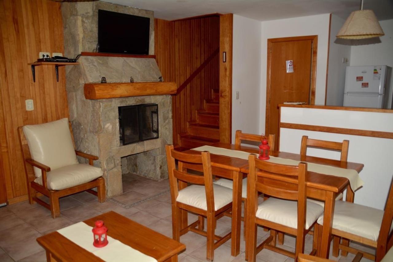 Apart Hotel Del Pellin San Martín de los Andes Eksteriør billede