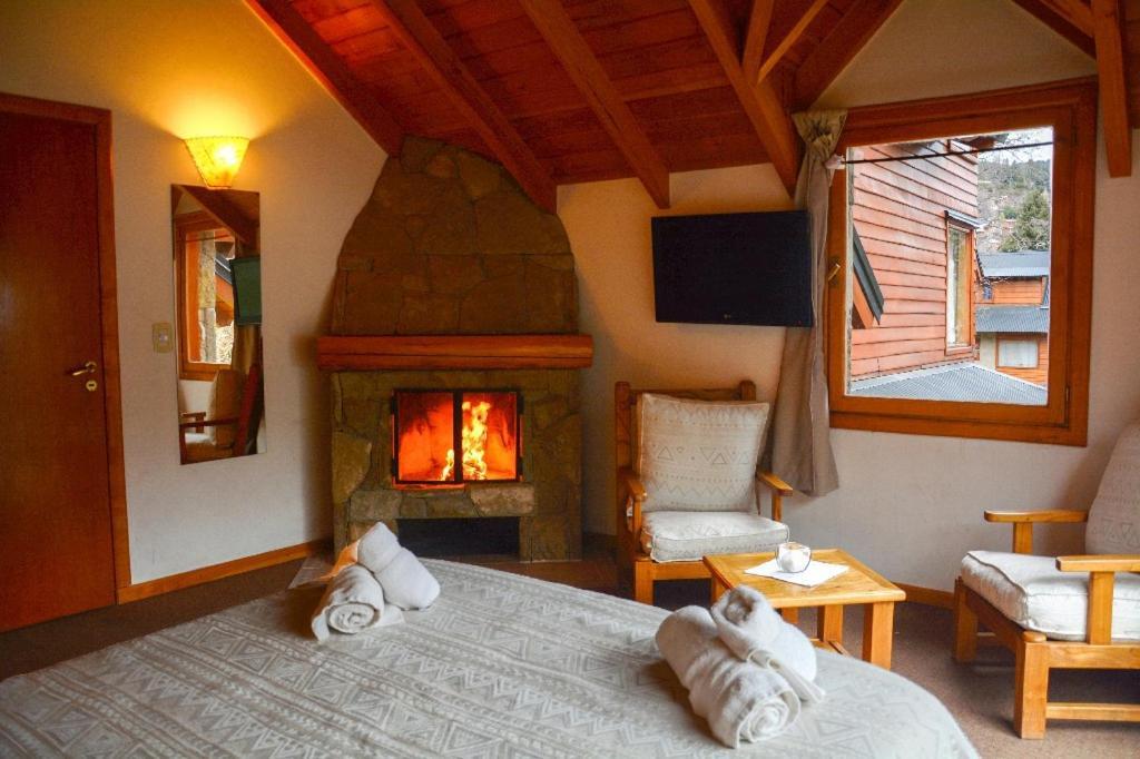 Apart Hotel Del Pellin San Martín de los Andes Eksteriør billede